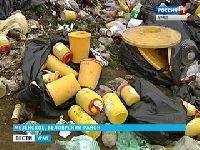 На окраине села Мезенское обнаружены медицинские отходы.